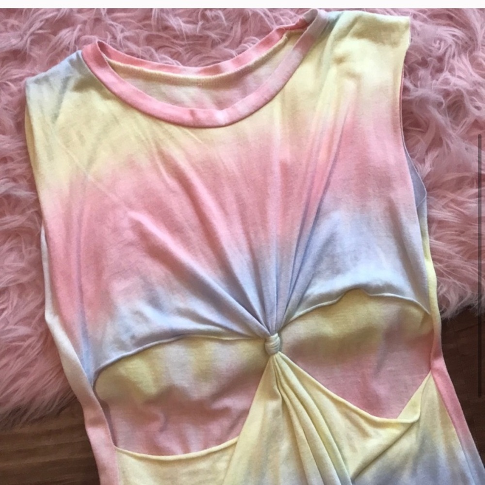 Brandy Melville tie dye cutout t shirt dress - Picture 2 of 2